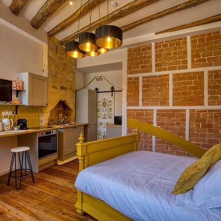 "Les Appartements De Betty C" Studio Medieval Sarlat-la-Caneda Exterior photo