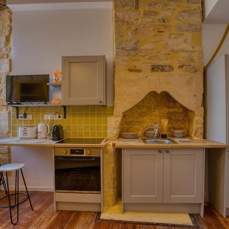 "Les Appartements De Betty C" Studio Medieval Sarlat-la-Caneda Exterior photo