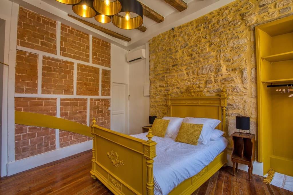 "Les Appartements De Betty C" Studio Medieval Sarlat-la-Caneda Exterior photo